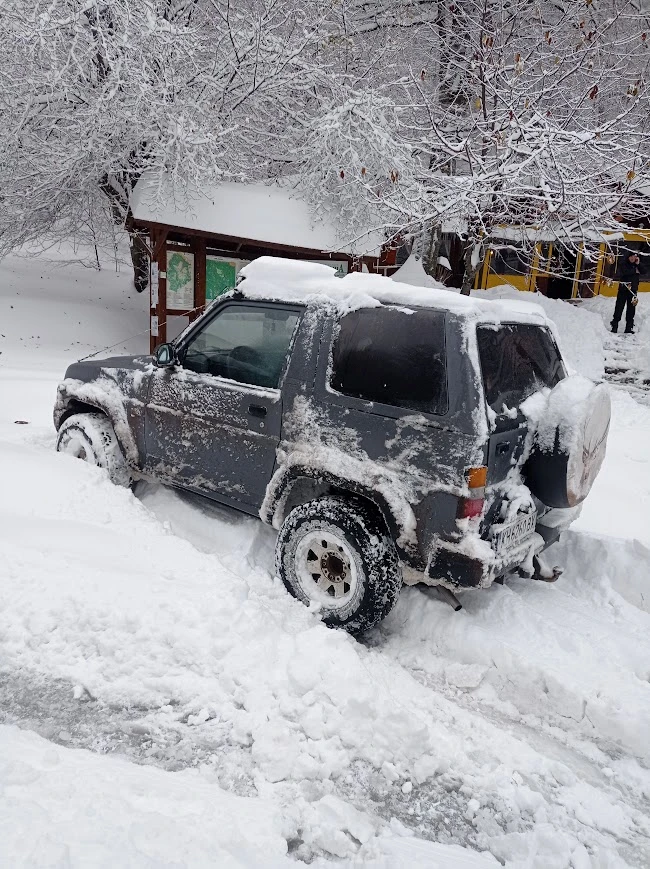 Daihatsu Feroza, снимка 13 - Автомобили и джипове - 53309335