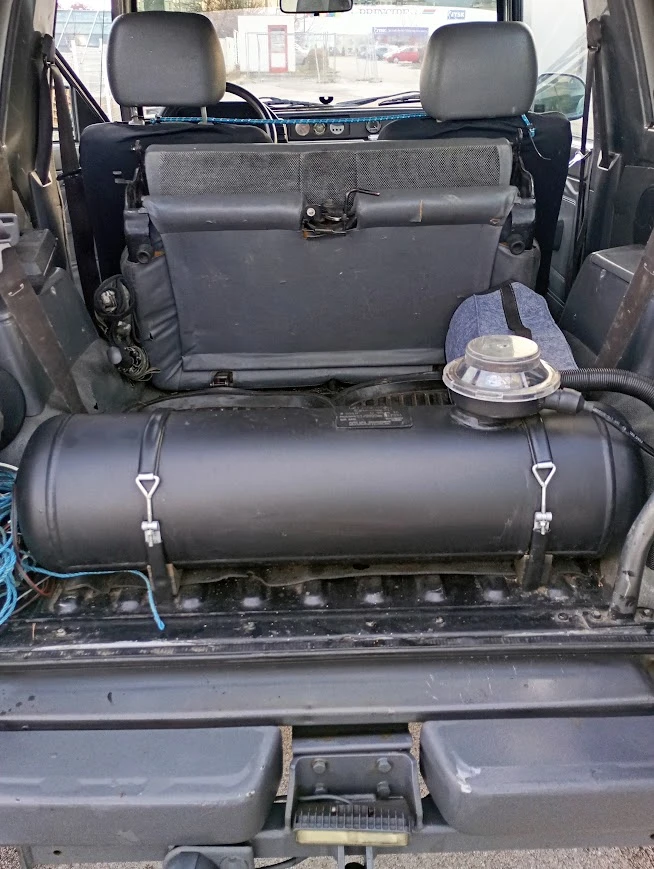 Daihatsu Feroza, снимка 9 - Автомобили и джипове - 53309335