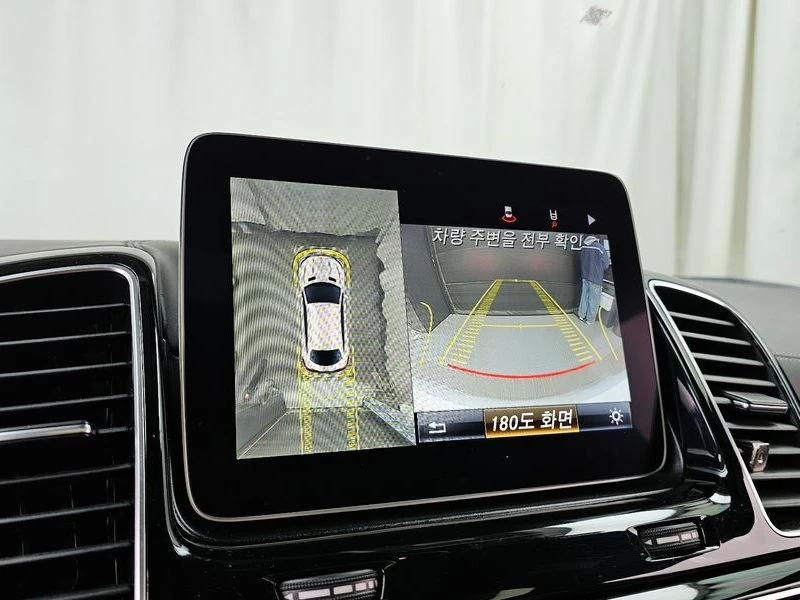 Mercedes-Benz GLE 0.2 157 982 Automatic, снимка 14 - Автомобили и джипове - 55336461