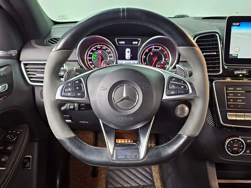 Mercedes-Benz GLE 0.2 157 982 Automatic, снимка 12 - Автомобили и джипове - 55336461