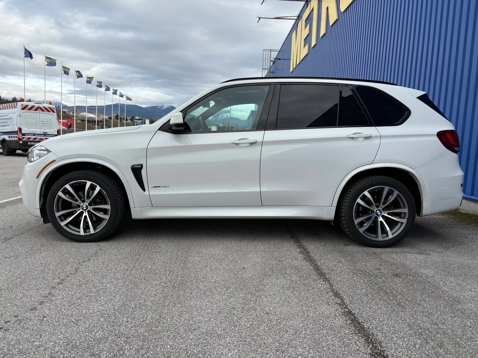 BMW X5 35i M Performance - изображение 5