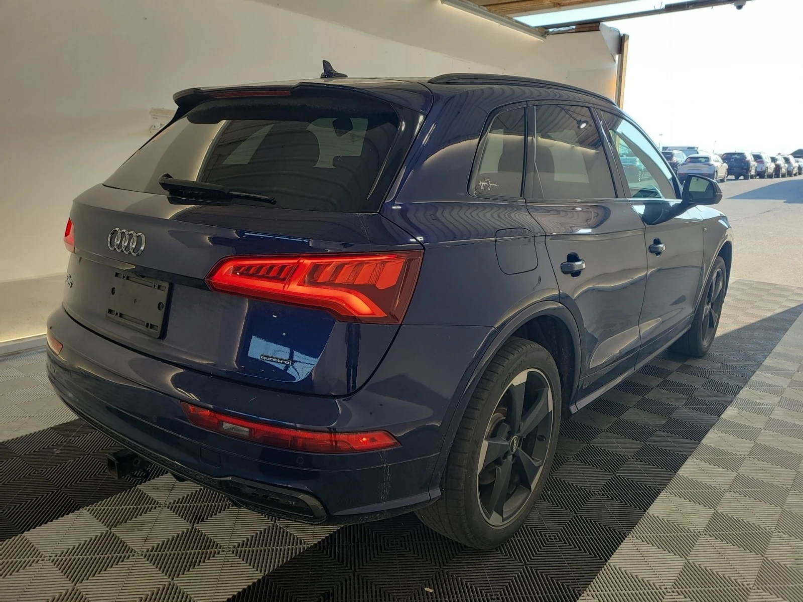 Audi Q5 PROGRESSIV * ЦЕНА ДО БЪЛГАРИЯ* (CARFAX) - изображение 4