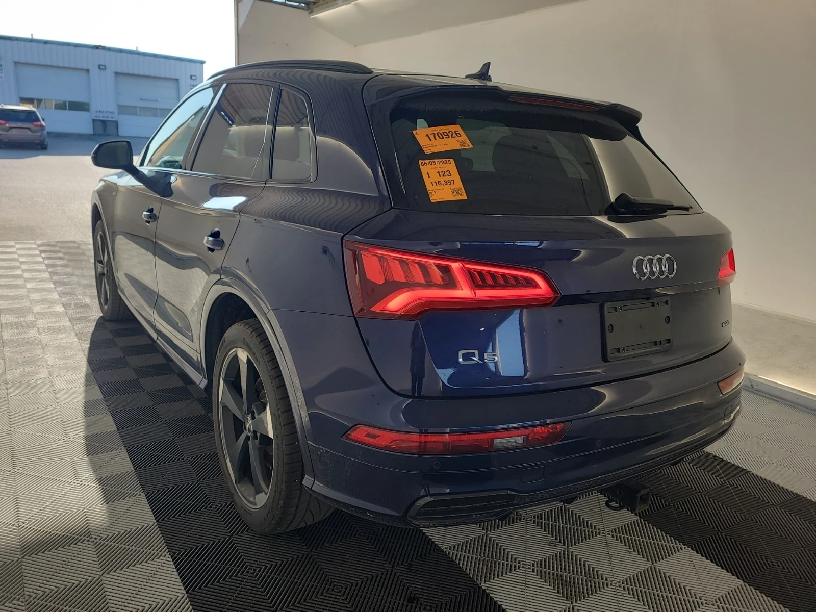 Audi Q5 PROGRESSIV * ЦЕНА ДО БЪЛГАРИЯ* (CARFAX) - изображение 3