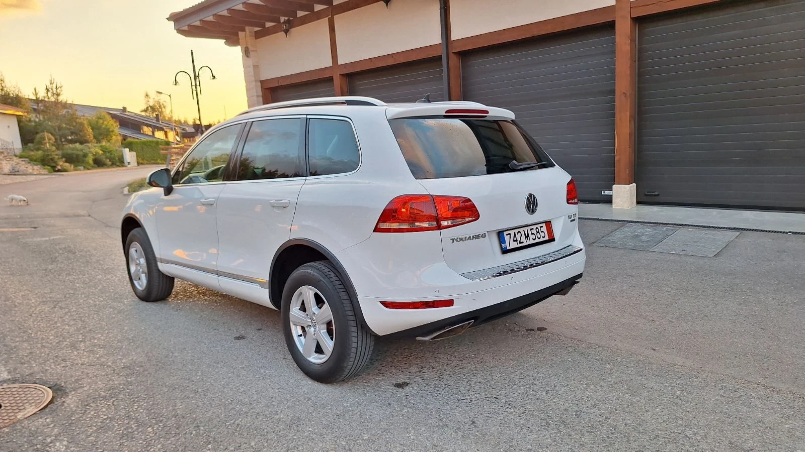VW Touareg 3.0 204 BLUMOTION - изображение 6