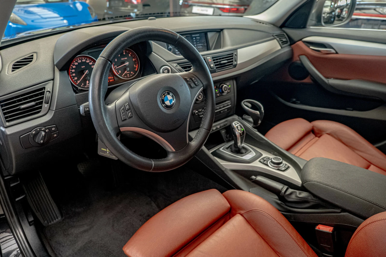 BMW X1 2.8i/xDrive/BiXenon/Performance Control/PDC/Blueto - изображение 7