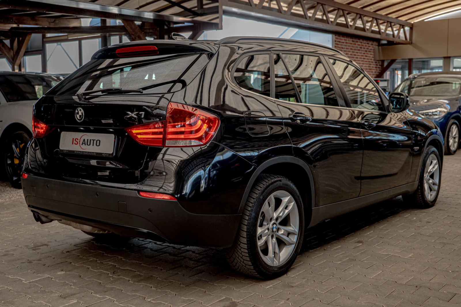 BMW X1 2.8i/xDrive/BiXenon/Performance Control/PDC/Blueto - изображение 6