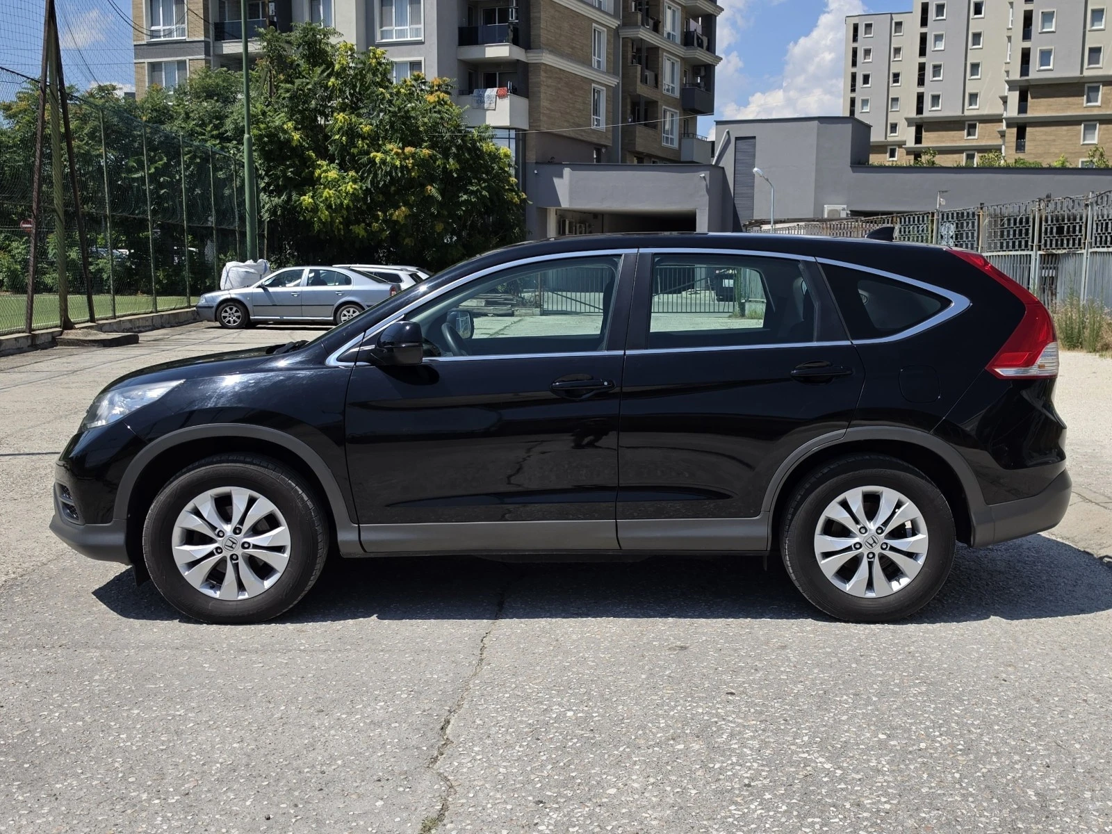 Honda Cr-v 2.0iVTEC 4x4 Пълна сервизна история, 1ви собствени, снимка 8 - Автомобили и джипове - 52191632
