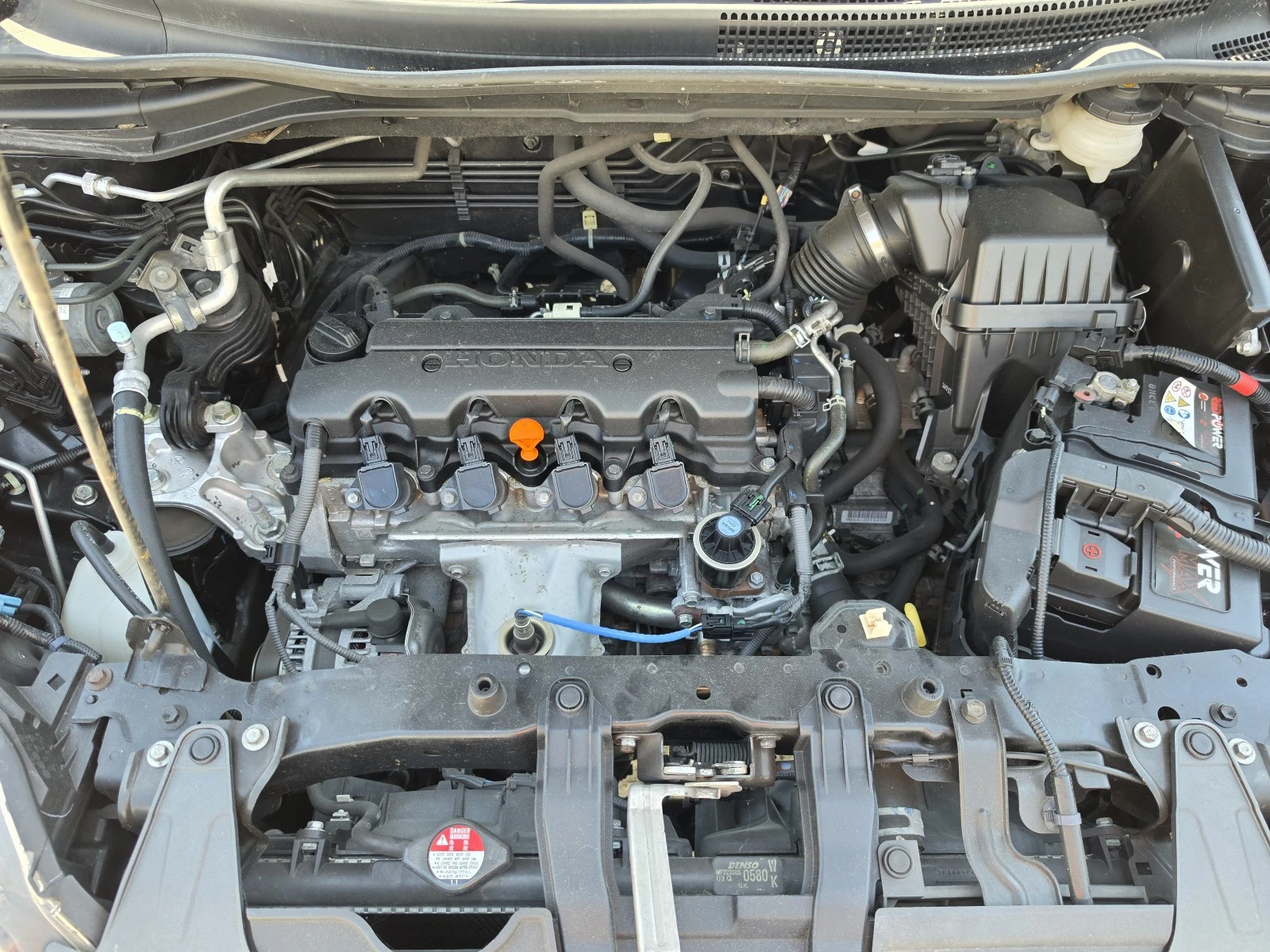 Honda Cr-v 2.0iVTEC 4x4 Пълна сервизна история, 1ви собствени, снимка 9 - Автомобили и джипове - 52191632