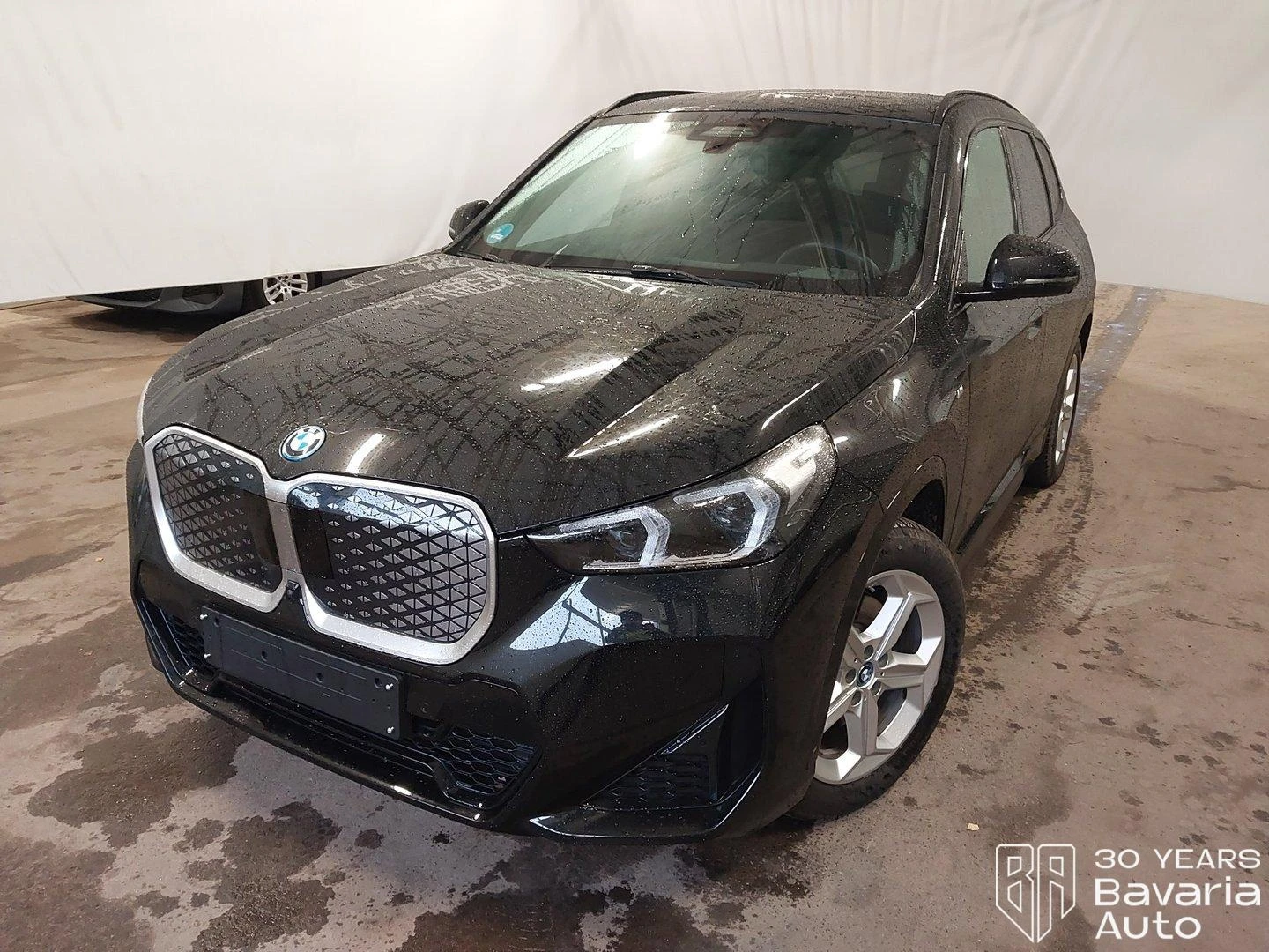 BMW iX1 30 xDrive M Sport Paket  | Mobile.bg   1