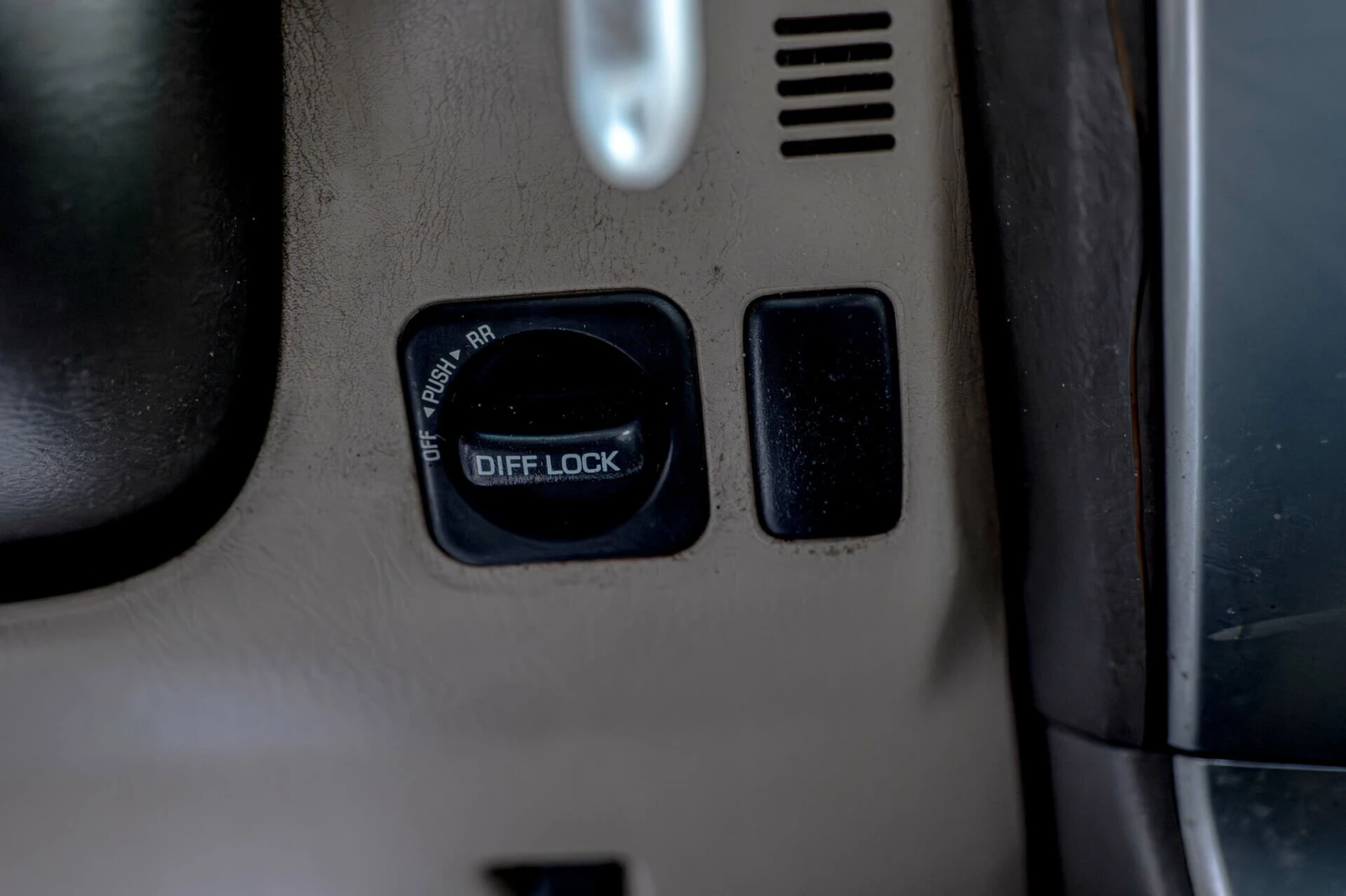 Toyota Land cruiser 120/3.0D4d/�����������/�����/6+ 1 | Mobile.bg � ����������� 16