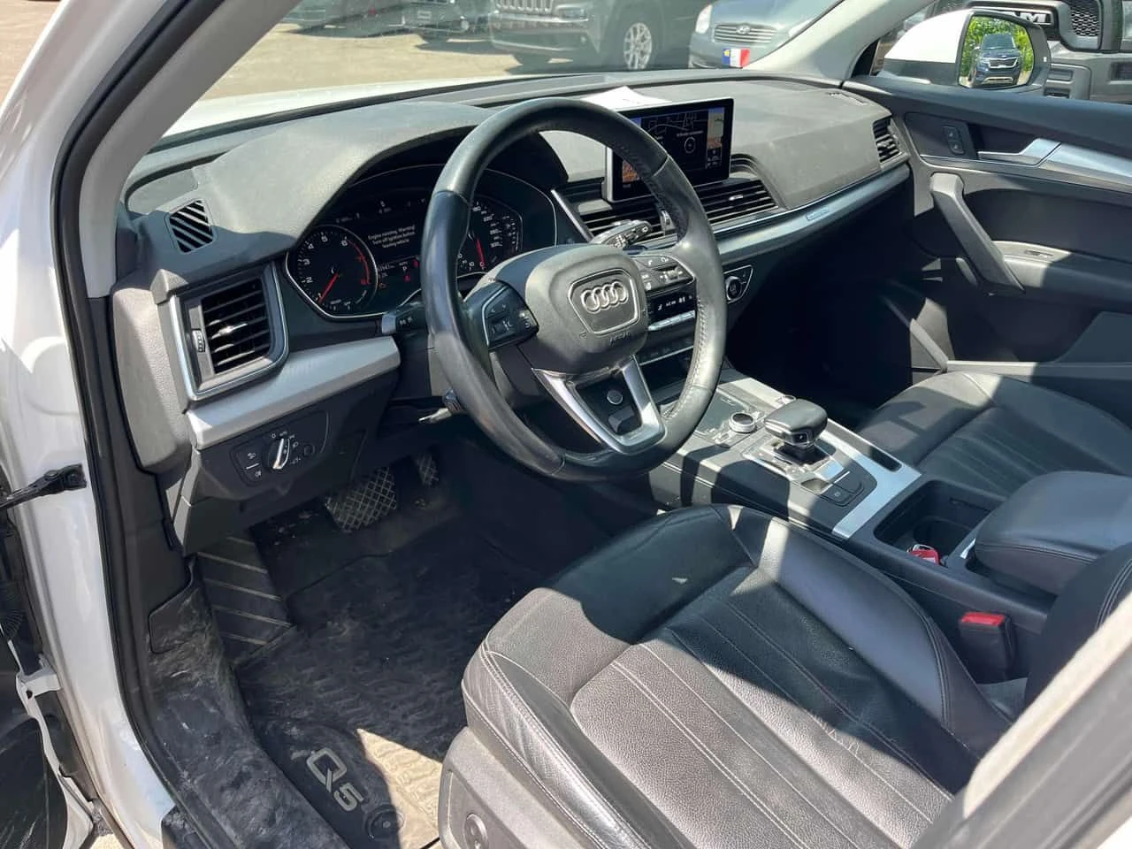 Audi Q5 QUATTRO * ПРЕДСТАВИТЕЛСТВО* КЛИП НА ДВИГАТЕЛЯ* , снимка 7 - Автомобили и джипове - 54888242