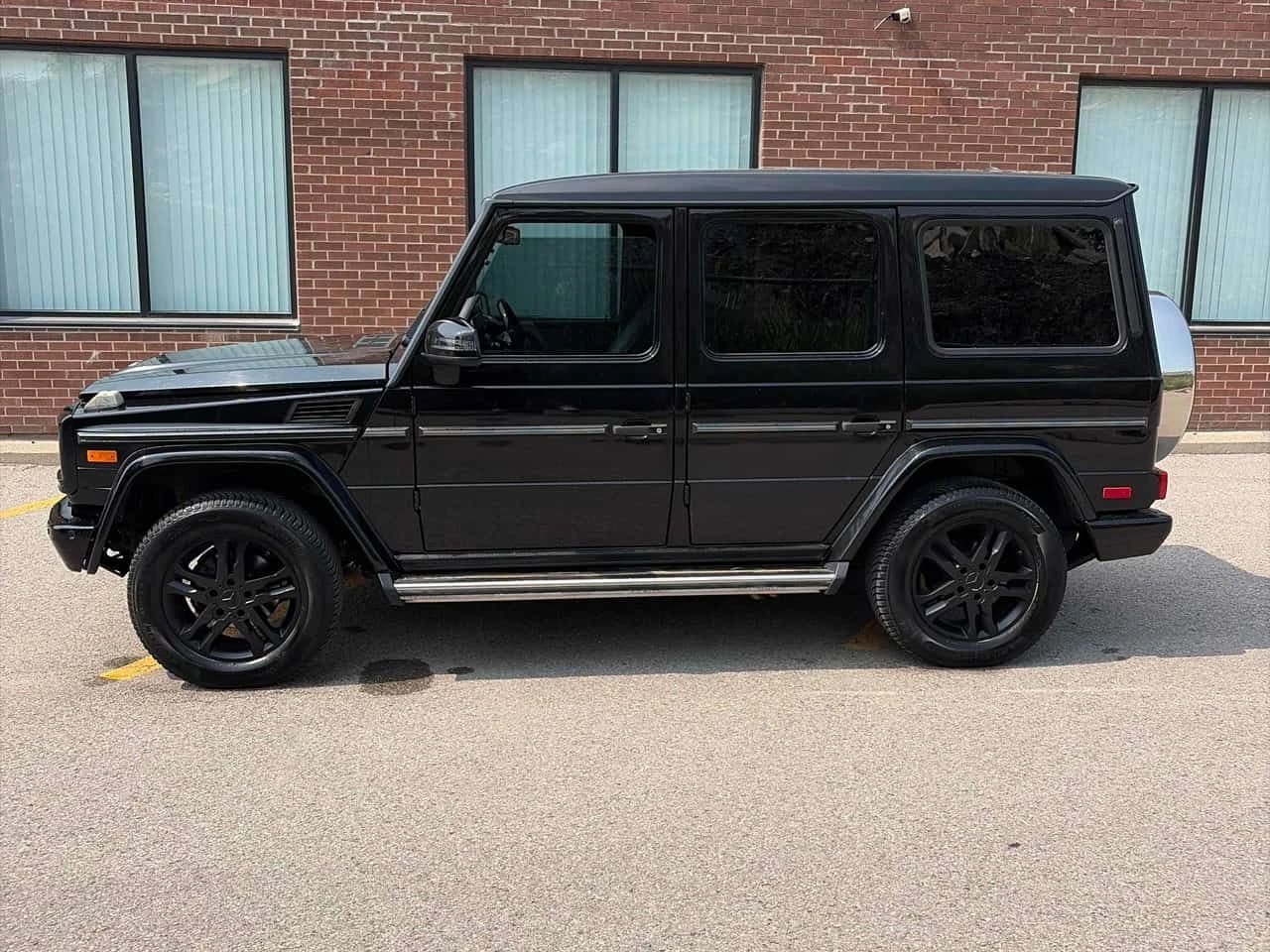 Mercedes-Benz G 55 AMG  CARFAX * ОПЦИЯ ЗА ФИНАНСИРАНЕ, снимка 2 - Автомобили и джипове - 55328201