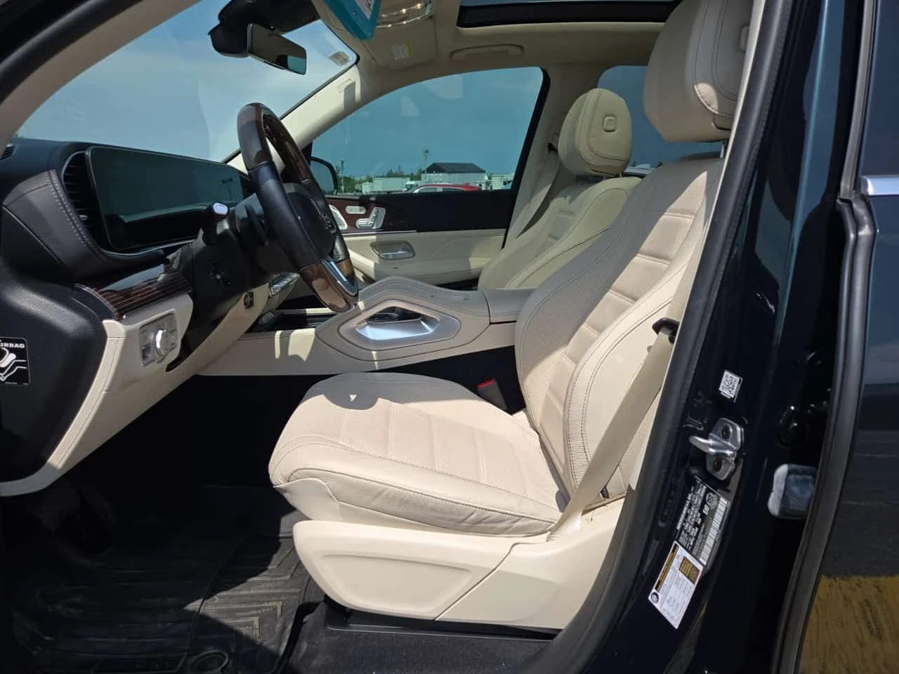 Mercedes-Benz GLE * 350 * АВТОКРЕДИТ БЕЗ ПЪРВОНАЧАЛНА ВНОСКА* , снимка 5 - Автомобили и джипове - 55419288