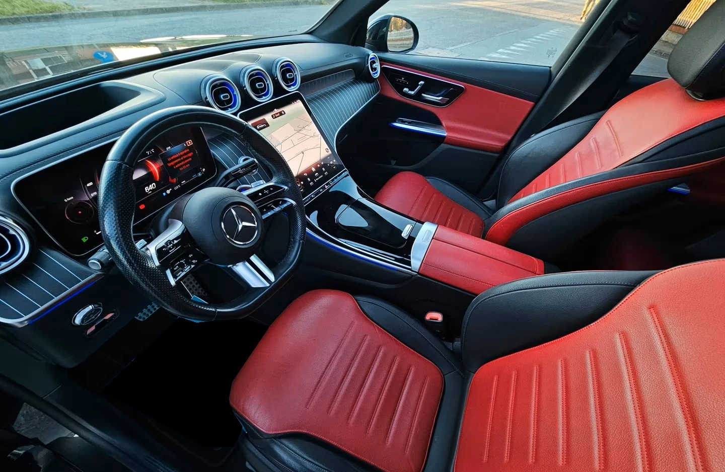 Mercedes-Benz GLC 300 4MATIC AMG-LINE, снимка 9 - Автомобили и джипове - 56252819