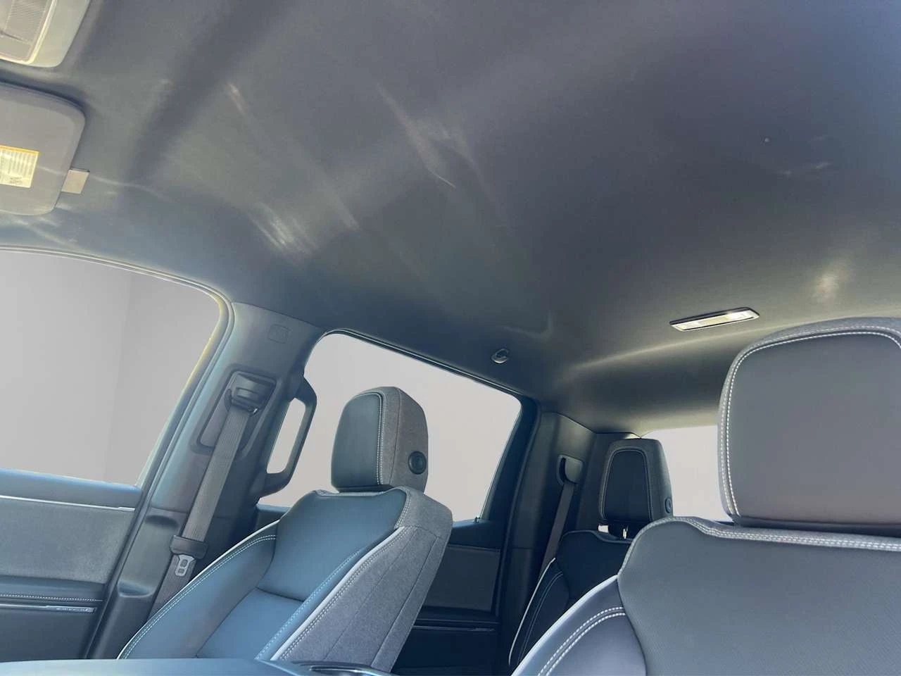 Gmc Sierra STANDART RANGE ELEVATION/ПОДГРЕВ/360 КАМЕРИ/СЕЛЕКТ, снимка 16 - Автомобили и джипове - 56587559