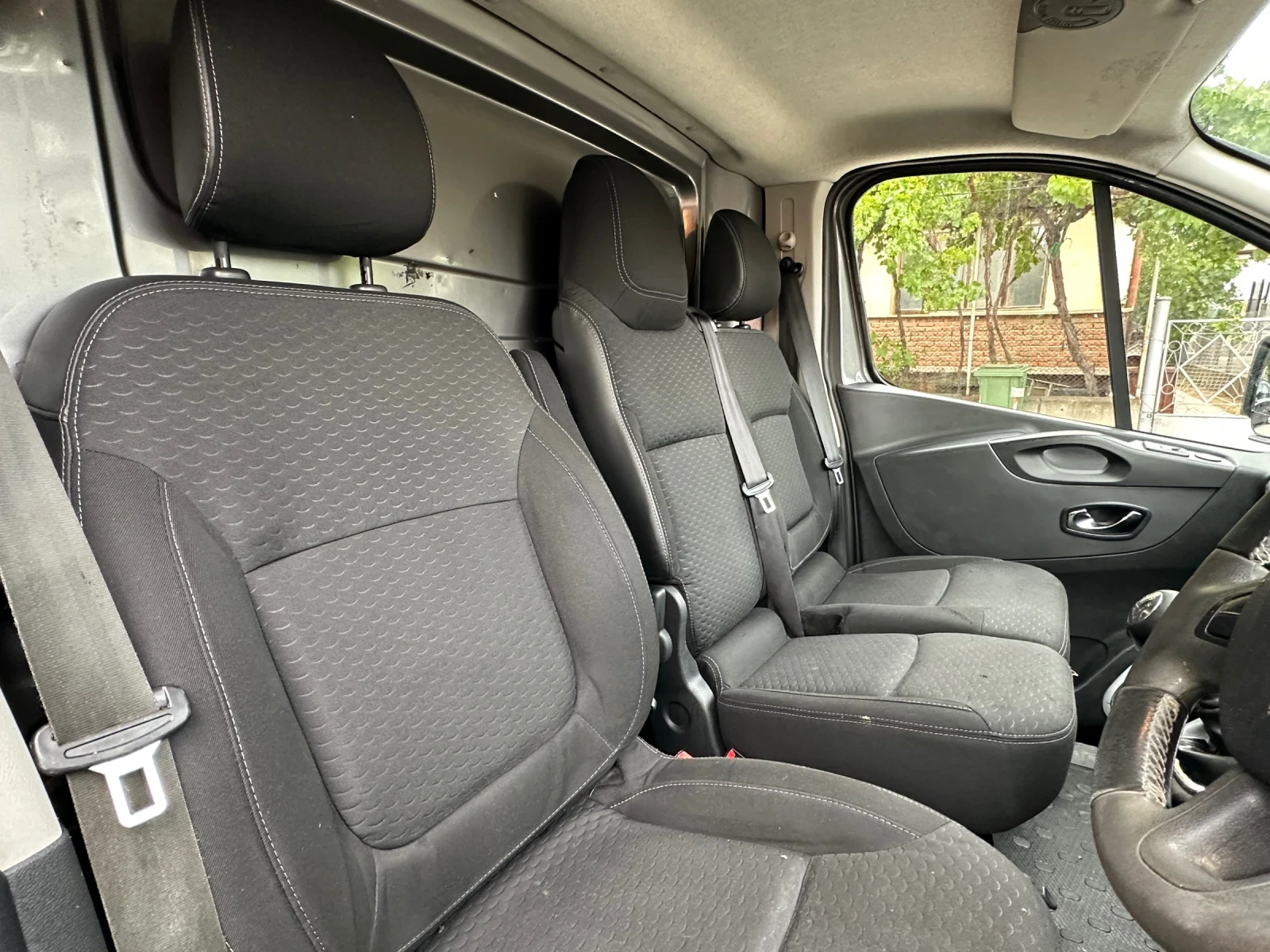 Opel Vivaro Vivaro, снимка 13 - Бусове и автобуси - 55255324
