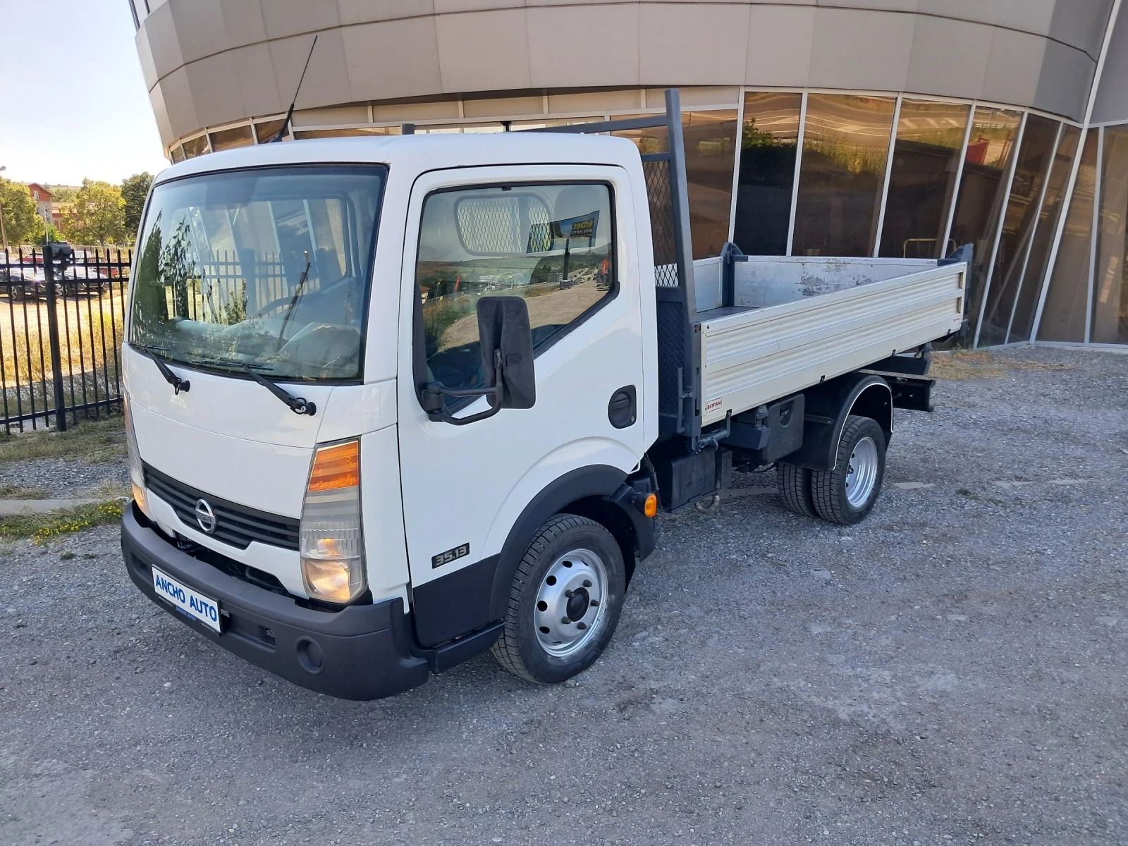 Nissan Kabstar 130 кс ТОП  Б категория, снимка 14 - Камиони - 55506193