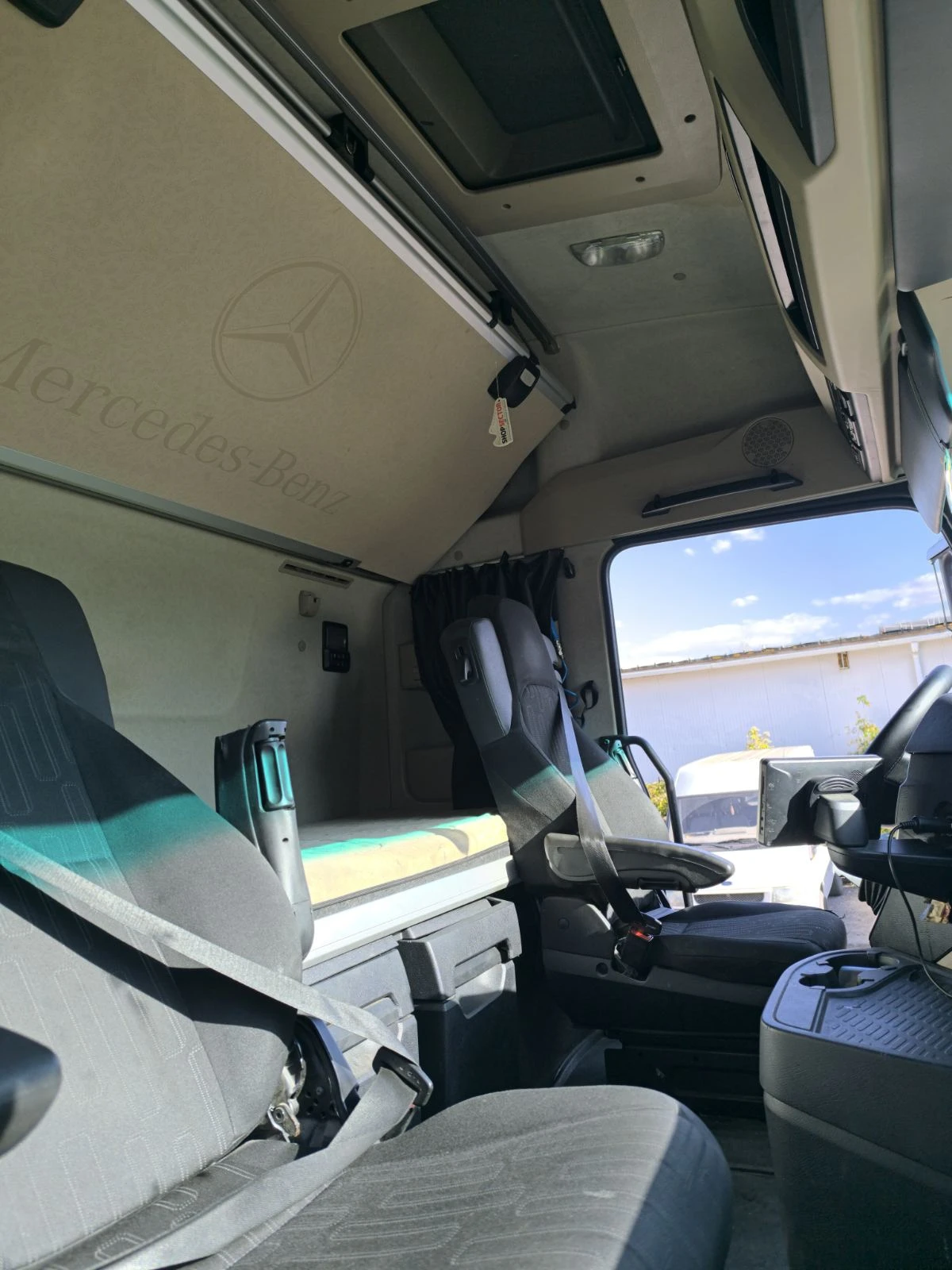 Mercedes-Benz Actros, снимка 7 - Камиони - 56295166