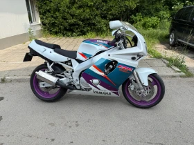  Yamaha Fzr