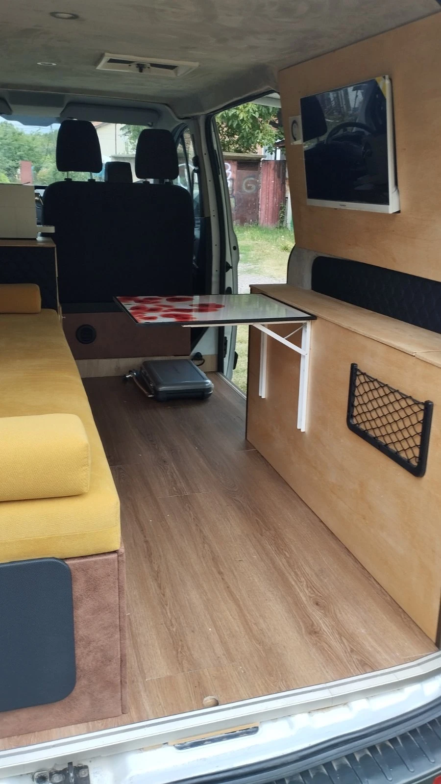 Кемпер Ford Transit Custom, снимка 5 - Каравани и кемпери - 55276699