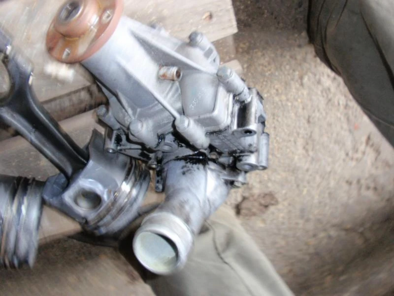 Двигател за Mercedes-Benz 312, снимка 7 - Части - 7652465