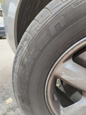 Гуми Летни 235/65R17, снимка 1 - Гуми и джанти - 47770995