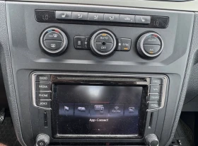 VW Caddy ПЪТНИЧЕСКИ 2.0 DIESEL  КЛИМА, снимка 10