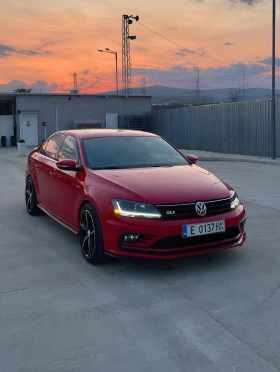 VW Jetta GLI Facelift 2.0 TSI DSG FULL 100ХКМ Fender, снимка 1