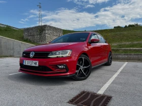 VW Jetta GLI Facelift 2.0 TSI DSG FULL 100ХКМ Fender, снимка 2