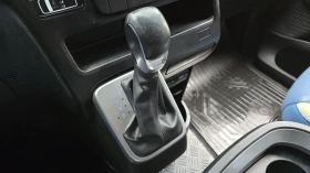 Hyundai Staria Modern* BLIND SPOT* ПОДГРЕВ ВОЛАН* КРАЙНА ЦЕНА, снимка 9