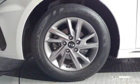 Kia K5 2.0 LPI Rental Car Luxury, снимка 5