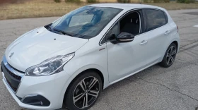     Peugeot 208 GT LINE