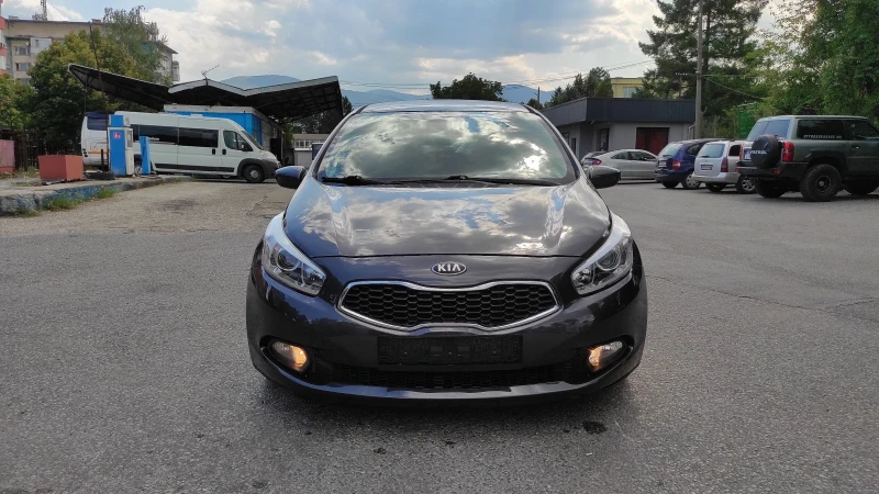 Kia Ceed 1.4 DIZEL, снимка 2 - Автомобили и джипове - 46837922