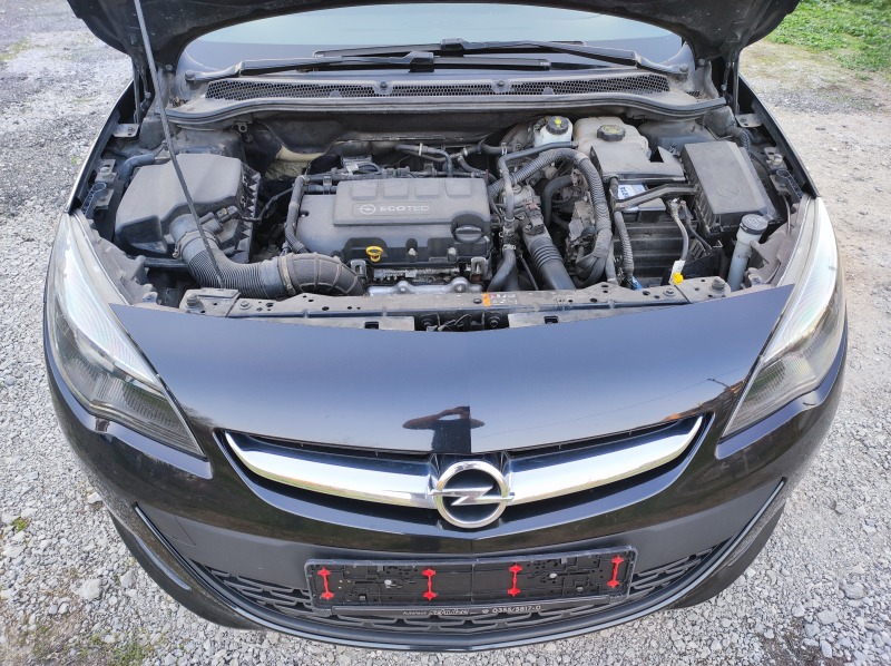 Opel Astra J 1.4Turbo 140ps 2014god Facelift, снимка 12 - Автомобили и джипове - 45072012