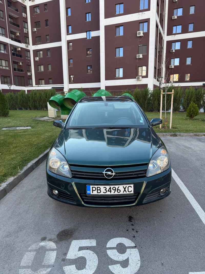 Opel Astra, снимка 3 - Автомобили и джипове - 48016235