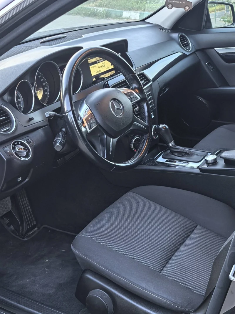 Mercedes-Benz C 220 2.2 170кс. Фейслифт, снимка 10 - Автомобили и джипове - 52431413