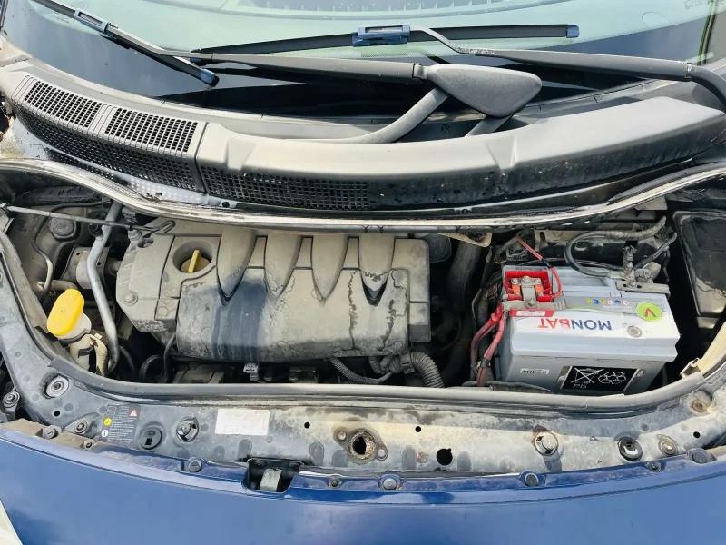 Renault Scenic Megane 177000km 1.6куб 110кс, снимка 15 - Автомобили и джипове - 51631649