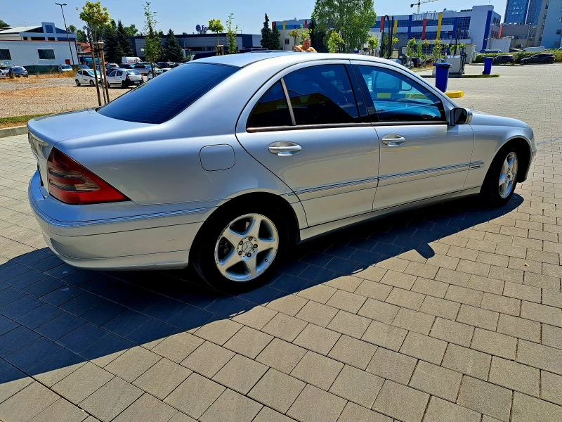 Mercedes-Benz C 220, снимка 6 - Автомобили и джипове - 52998358