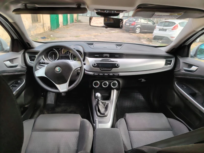 Alfa Romeo Giulietta, снимка 5 - Автомобили и джипове - 52589711