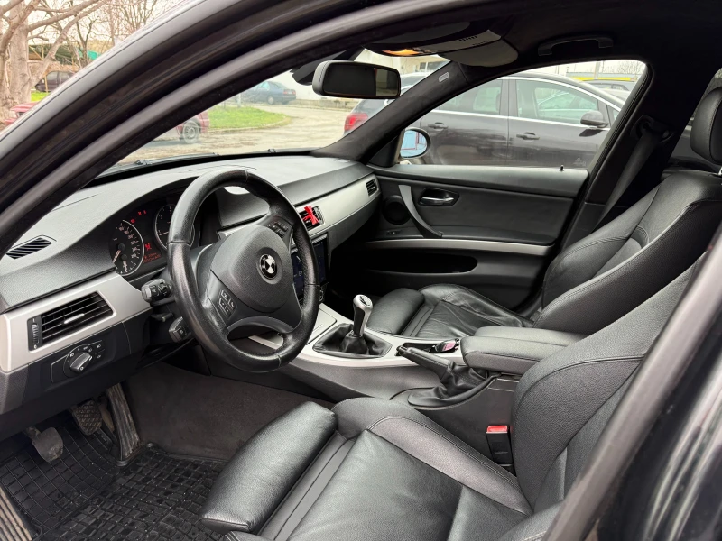 BMW 320, снимка 12 - Автомобили и джипове - 52884862