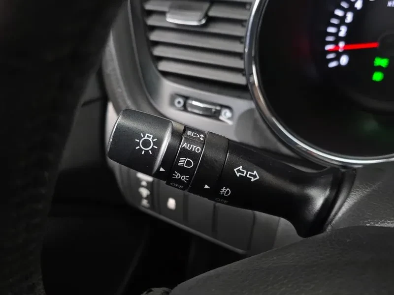 Kia K5 2.0 Luxury, снимка 17 - Автомобили и джипове - 55785977