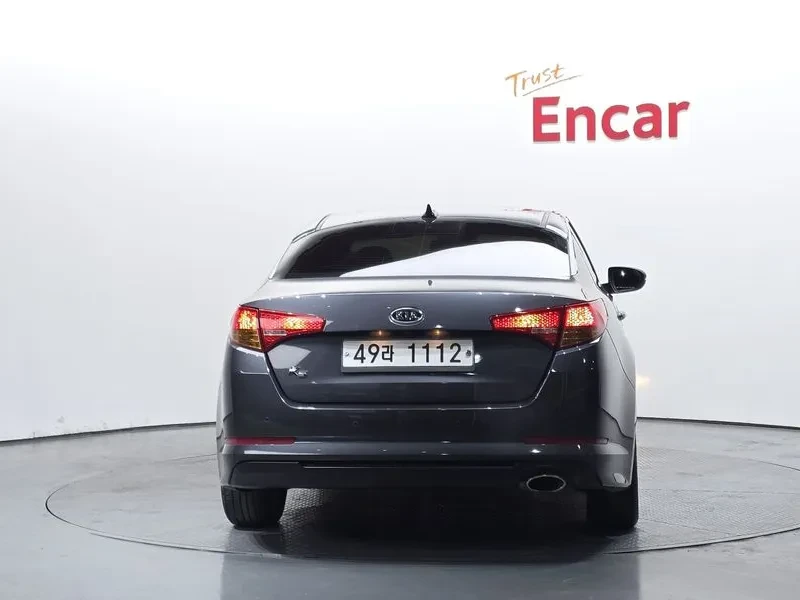 Kia K5 2.0 Luxury, снимка 4 - Автомобили и джипове - 55785977
