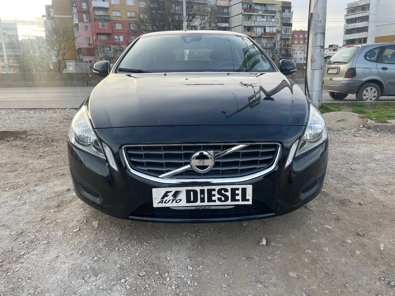 Volvo V60 2.0D3-AVTOMAT | Mobile.bg — изображение 12
