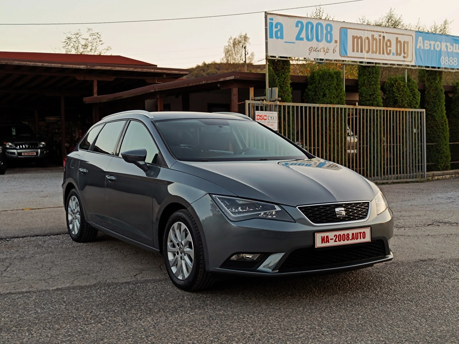 Seat Leon 1.6 TDi* NAVI* FULL LED* EURO 6B* НОВ ВНОС*  - изображение 3