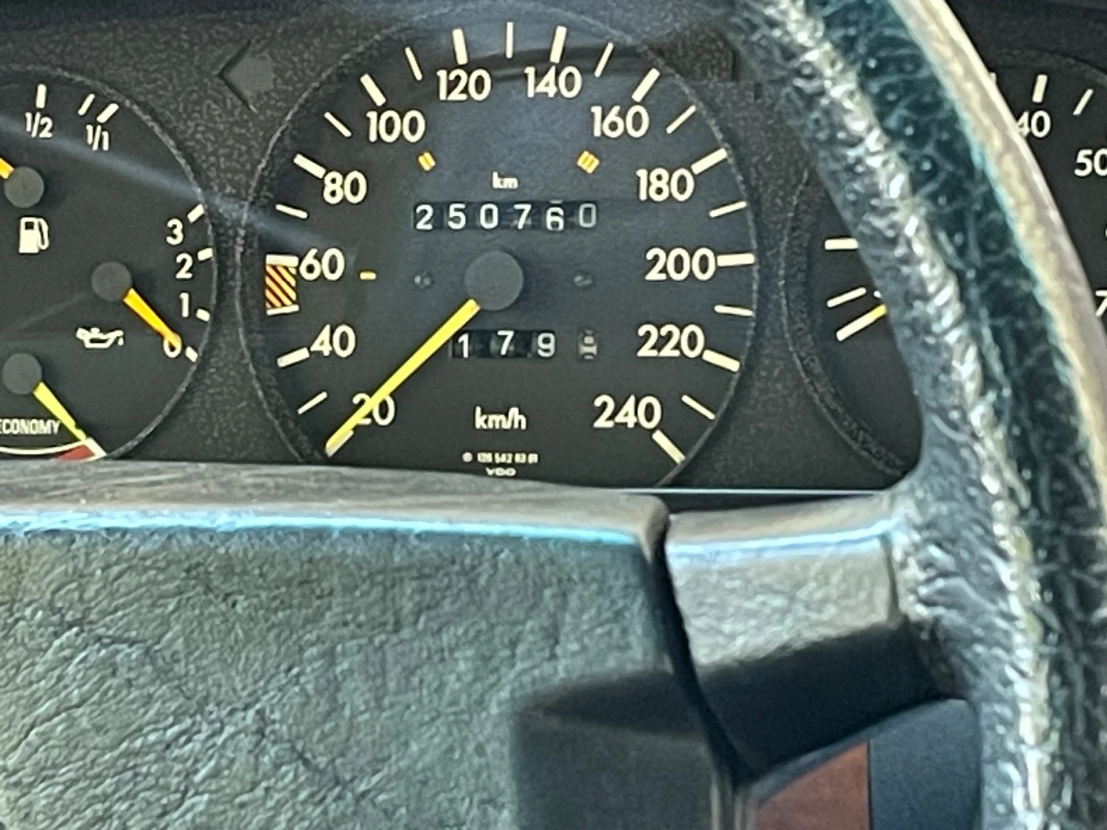 Mercedes-Benz 126 300SE-188ps-5 | Mobile.bg   13