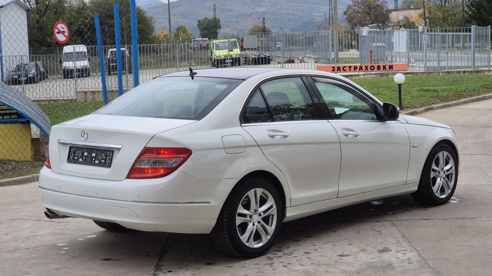 Mercedes-Benz C 220 2.2CDI 170 к.с ОМ646* АВТОМАТИК* ИТАЛИЯ | Mobile.bg — изображение 5