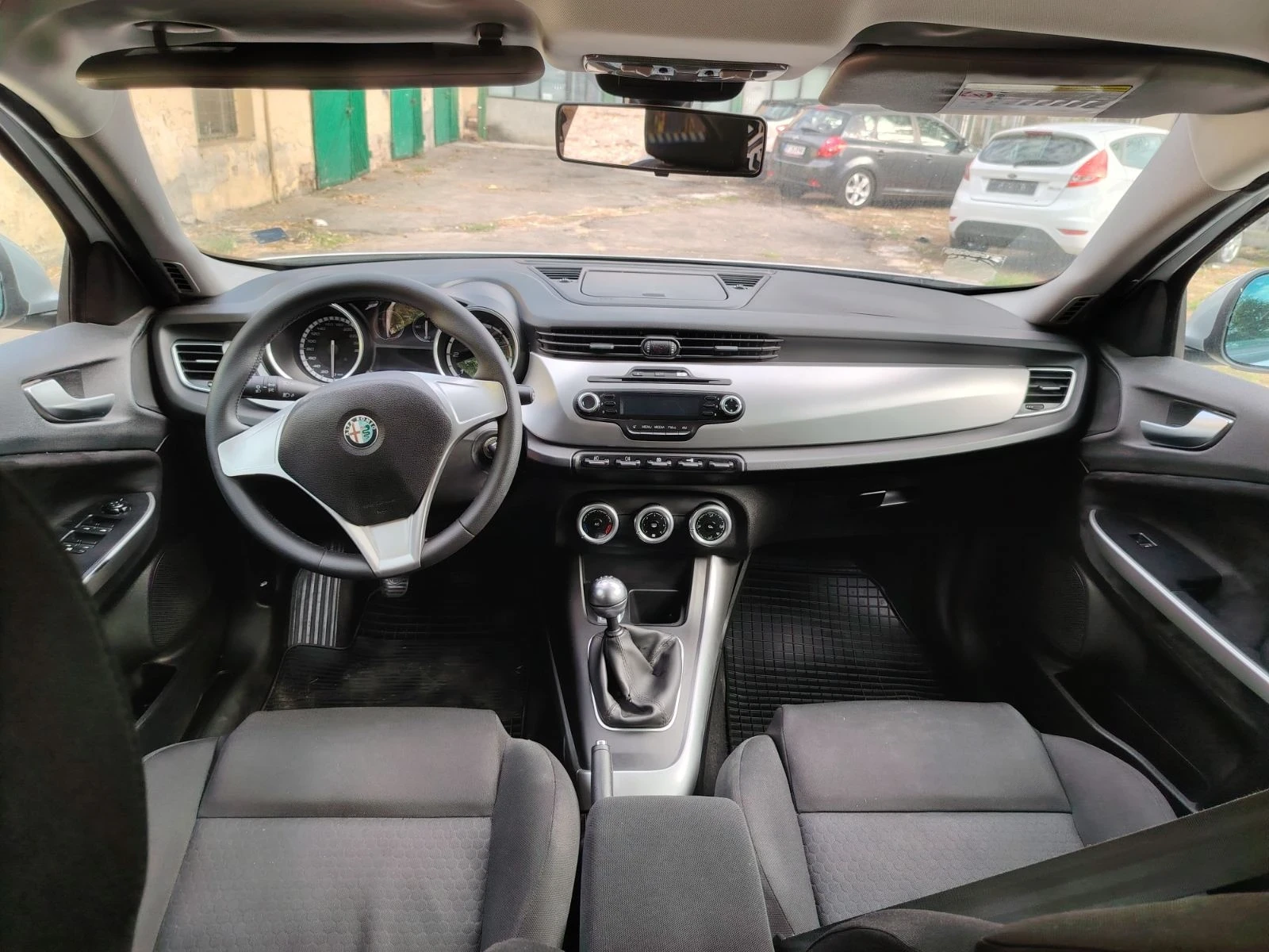 Alfa Romeo Giulietta | Mobile.bg — изображение 5