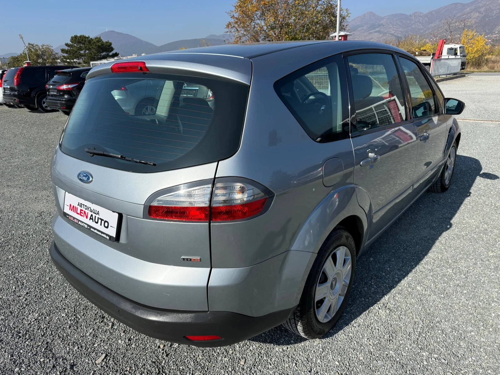 Ford S-Max (KATO НОВА) - изображение 6