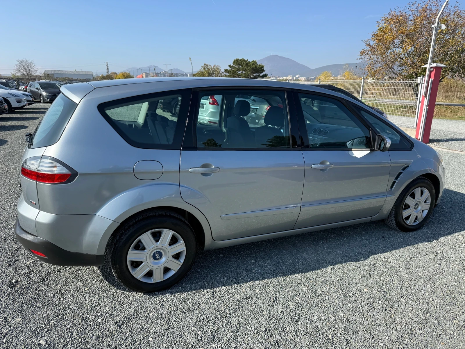 Ford S-Max (KATO НОВА) - изображение 5