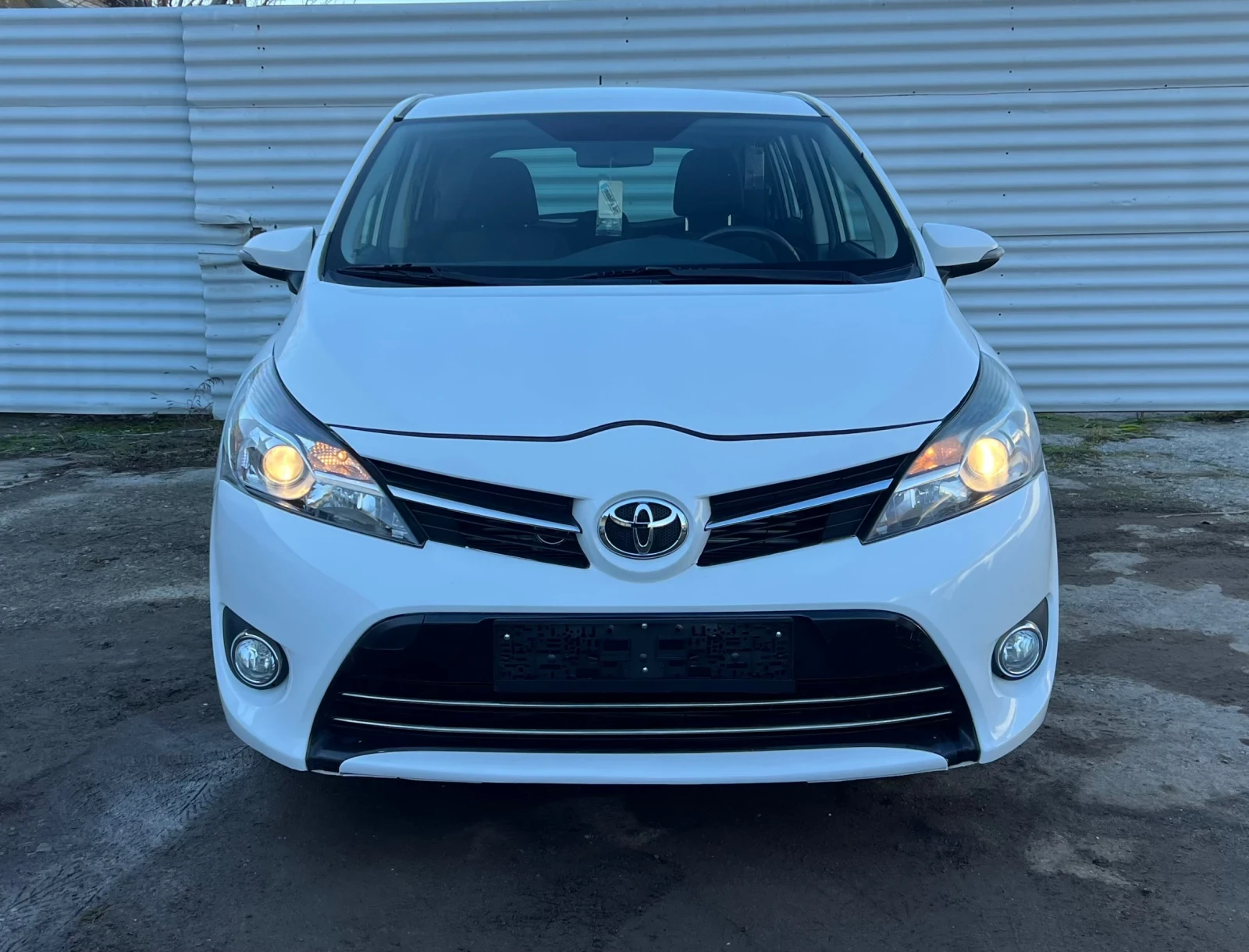Toyota Verso 2.0D4D 6+ 1 ������ | Mobile.bg � ����������� 2